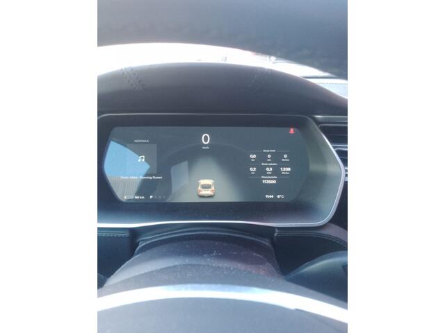 Tesla MODEL S motors 70D Base