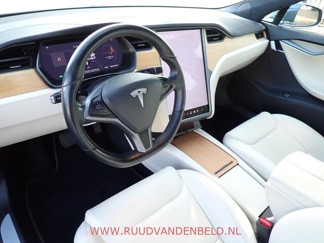 Tesla MODEL S Long Range / CCS / AUTOPILOT / PANODAK
