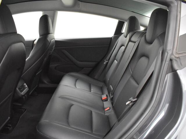 Tesla Model 3 PERFORMANCE 463 PK AWD *BTW* + AFN. TREKHAAK / 20 INCH / PANORAMA / LEDER
