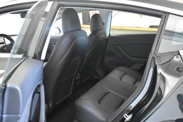Tesla Model 3 Long Range AWD 75 kWh 351pk Full self driving geleverd Premium sound