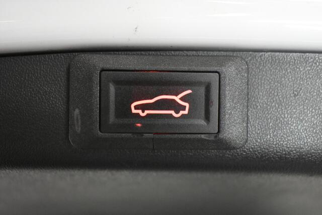 Tesla Model 3 Long Range AWD 75 kWh electr. aklep blackline Camera leder panodak