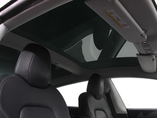 Tesla Model 3 Standard RWD Plus 60 kWh Autopilot Premium Connectivity Leder Panoramadak PDC VA + Camera