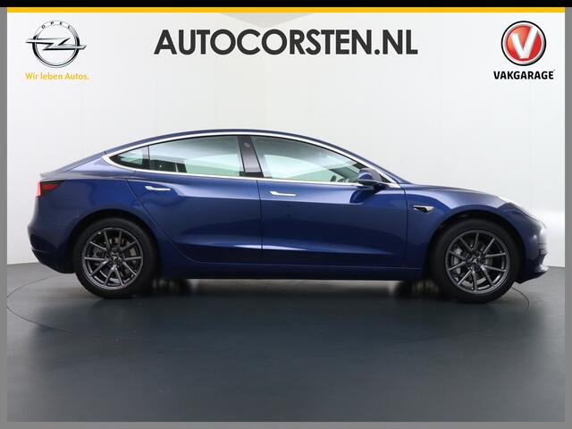 Tesla Model 3 RWD SR+ 60kWh 325PK Lmv 18" AutoPilot Leder PanoDak Adaptive-Cruise Lmv Camera's Elektr.-Stuur+Stoelen+Spiegels+Geheugen+Easy-Entry+Verwarmde stoelen Park assistent PDC WIFI Lane-Assist Speed-Assist Navi LED Comfortstoelen ACC DAB Keyless en Voorverwarmen