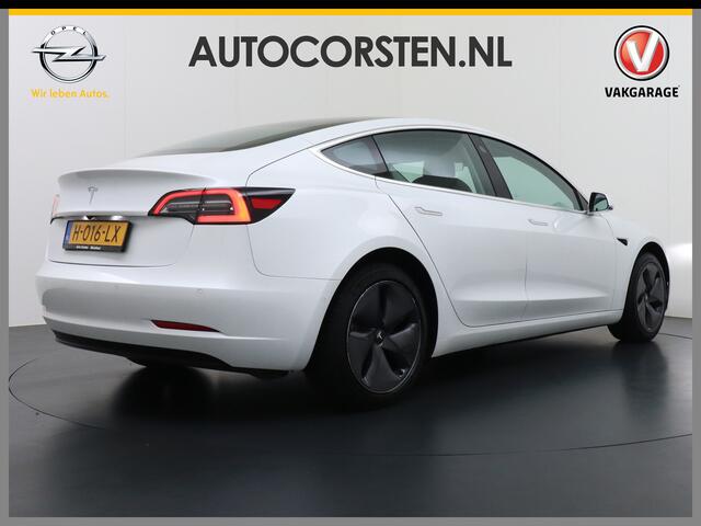 Tesla Model 3 2020 RWD SR+ 60kWh 325PK Lmv 18" AutoPilot Leder PanoDak Adaptive-Cruise Lmv Camera's Elektr.-Stuur+Stoelen+Spiegels+Geheugen+Easy-Entry+Verwarmde stoelen Park assistent PDC WIFI Lane-Assist Speed-Assist Navi LED Comfortstoelen ACC DAB Keyless en Voorverw