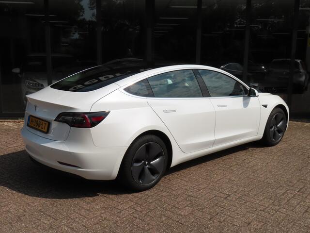 Tesla Model 3 Standard RWD Plus 60 kWh