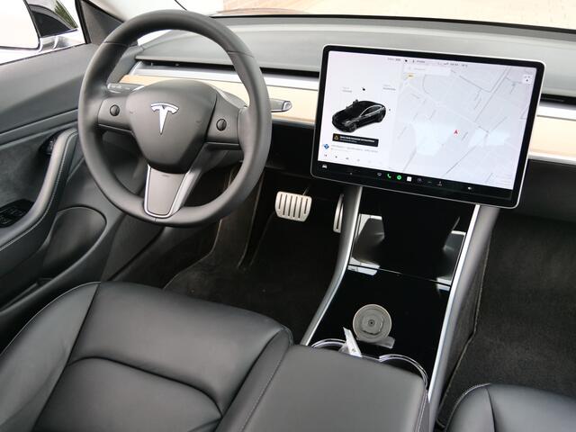 Tesla Model 3 Performance AWD 75 kWh Auto Pilot / Leder / 20 inch