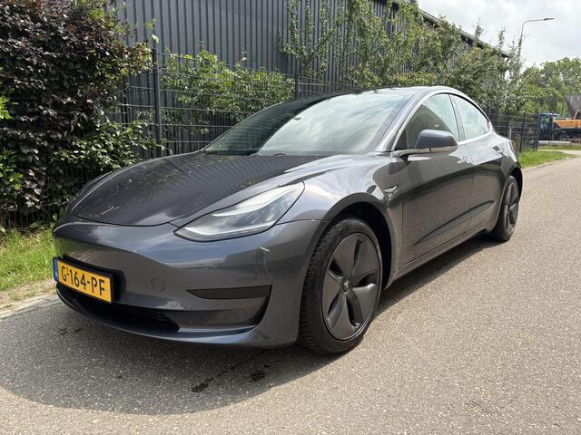 Tesla Model 3 Standard RWD Plus 60 kWh / LEER / PANORAMADAK / AUTOPILOT / 145DKM! / INCL BTW
