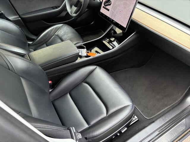 Tesla Model 3 Standard RWD Plus 60 kWh / LEER / PANORAMADAK / AUTOPILOT / 145DKM! / INCL BTW