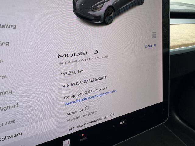 Tesla Model 3 Standard RWD Plus 60 kWh / LEER / PANORAMADAK / AUTOPILOT / 145DKM! / INCL BTW