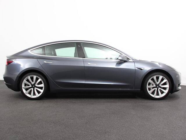 Tesla Model 3 Standard RWD Plus 60 kWh | Leder | Navigatie | PDC VA | Camera | 19" LM Velgen