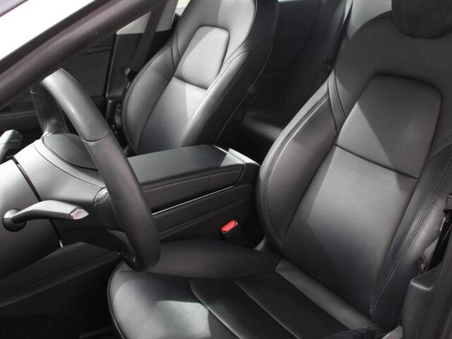 Tesla Model 3 Standard RWD Plus 60 kWh | Leder | Navigatie | PDC VA | Camera | 19" LM Velgen