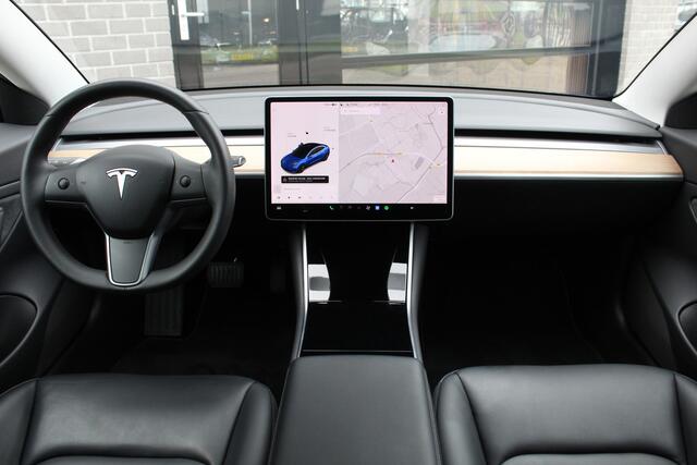 Tesla Model 3 Long Range AWD 75 kWh / Autopilot / N.A.P.