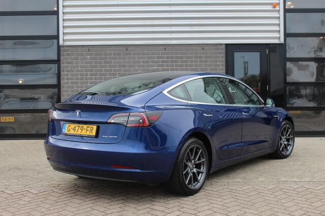 Tesla Model 3 Long Range AWD 75 kWh / Autopilot / N.A.P.