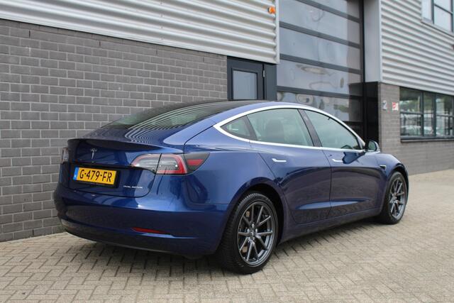 Tesla Model 3 Long Range AWD 75 kWh / Autopilot / N.A.P.