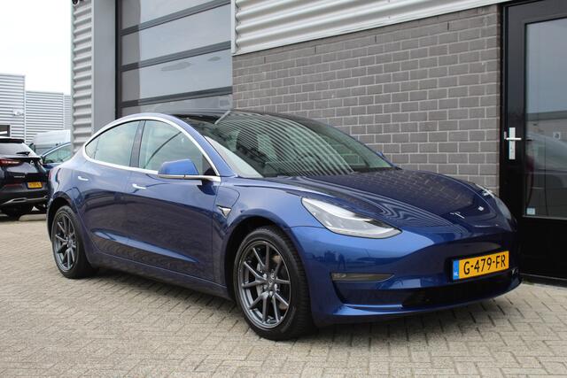 Tesla Model 3 Long Range AWD 75 kWh / Autopilot / N.A.P.