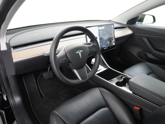 Tesla Model 3 Long Range AWD 75kWh 463PK Trekhaak FSD-3 Computer Premium Audio 4wd AutoPilot Panoramadak Camera's Leer Adaptive-Cruise-Control+Stop&Go Pdc-a+v Dual-Ecc Dual-Motor Keyless Lmv 18" Stoel en achterbank verwarming Electr.Stoelen+Memory+Easy-Entry WiFi 1.000