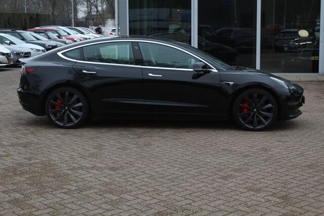 Tesla Model 3 Performance AWD 75 kWh / Autopilot / Panoramadak / Camera / Leder / 20''' Leder / Premium Audio