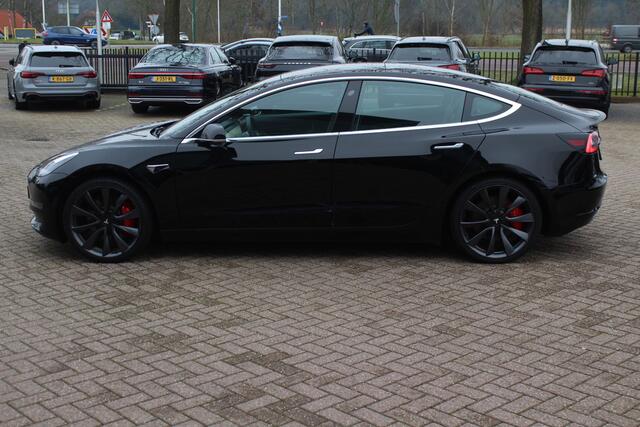 Tesla Model 3 Performance AWD 75 kWh / Autopilot / Panoramadak / Camera / Leder / 20''' Leder / Premium Audio