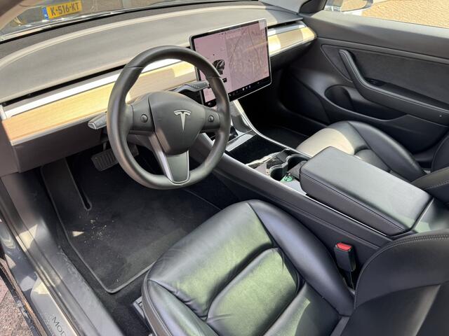 Tesla Model 3 Standard RWD Plus 60 kWh