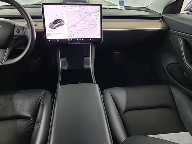 Tesla Model 3 Long Range AWD 75 kWh | trekhaak | 19 inch lichtmetalen velgen| 90 % SOH |