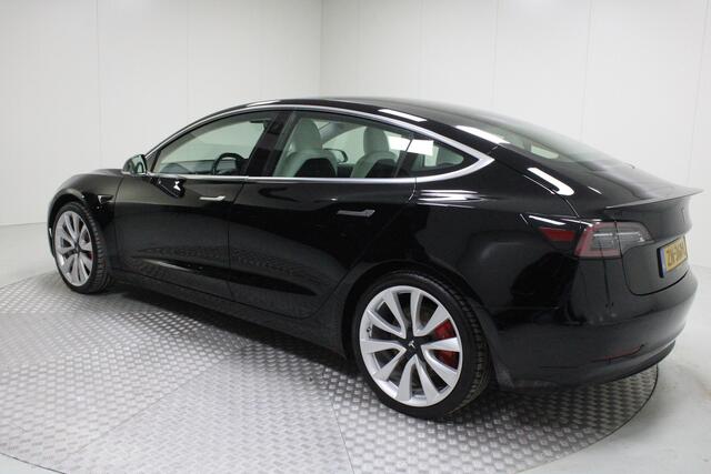 Tesla Model 3 Performance AWD 75 kWh | 20 Inch / Wit Leder / Dual Motor / NL Auto / Autopilot