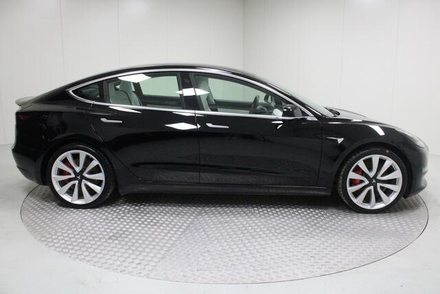 Tesla Model 3 Performance AWD 75 kWh | 20 Inch / Wit Leder / Dual Motor / NL Auto / Autopilot