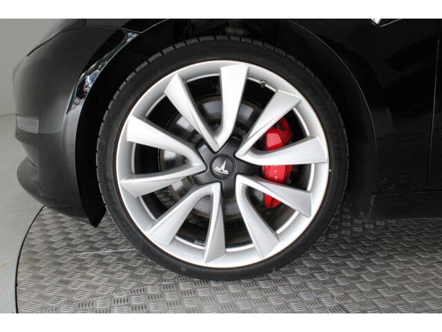 Tesla Model 3 Performance AWD 75 kWh | 20 Inch / Wit Leder / Dual Motor / NL Auto / Autopilot