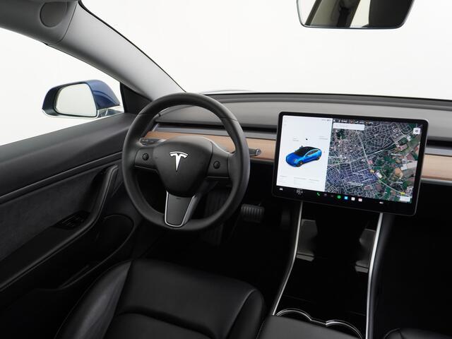 Tesla Model 3 Long Range AWD 75kWh 463PK FSD-3 Computer Premium Audio 4wd AutoPilot Panoramadak Camera's Leer Adaptive-Cruise-Control+Stop&Go Pdc-a+v Dual-Ecc Dual-Motor Keyless Lmv 18" Stoel en achterbank verwarming Electr.Stoelen+Memory+Easy-Entry WiFi 1e Eigenaar Or