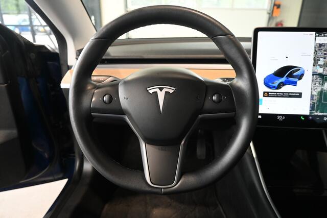 Tesla Model 3 Standard RWD Plus 60 kWh Autopilot Navigatie Panoramadak Rijklaarprijs Inruil Mogelijk!
