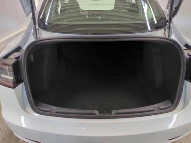 Tesla Model 3 Range Plus | Autopilot | Panorama | Leder | Navi | Camera |