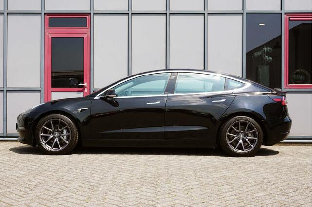 Tesla Model 3 Long Range AWD 75kWh Autopilot