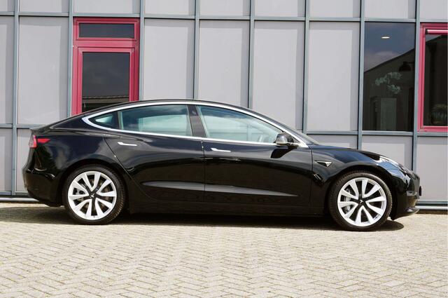 Tesla Model 3 Long Range AWD 75kWh Autopilot