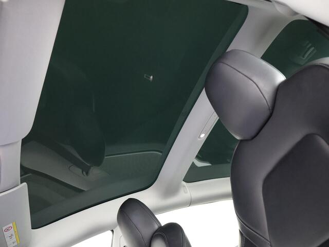 Tesla Model 3 Long Range AWD 75 kWh | Dodehoek detectie | Voorstoelen verwarmd |