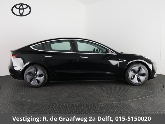 Tesla Model 3 Standard RWD Plus 60 kWh | Navigatie | 1e eigenaar | Panoramadak | Camera | Leder |