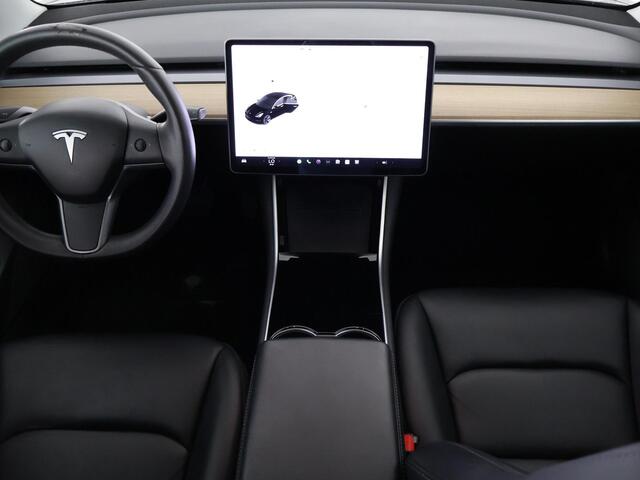 Tesla Model 3 Standard RWD Plus 60 kWh | Navigatie | 1e eigenaar | Panoramadak | Camera | Leder |