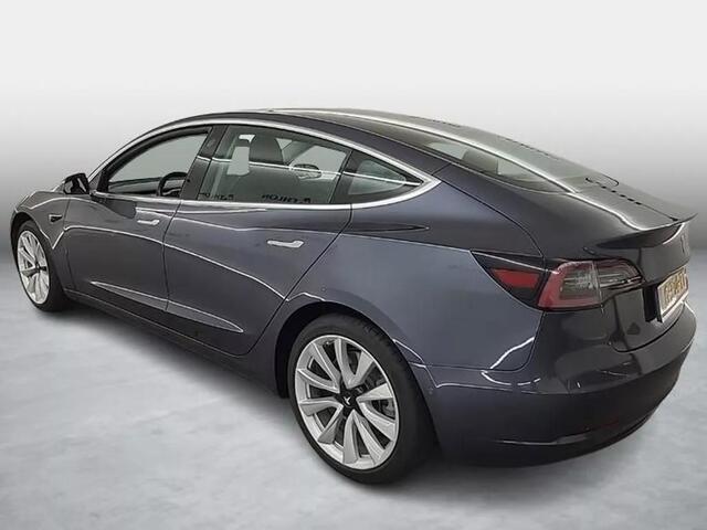 Tesla Model 3 Long Range AWD 75 kWh | Trekhaak | All season | SOH 88% | LM 19 inch |