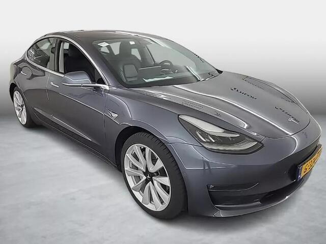 Tesla Model 3 Long Range AWD 75 kWh | Trekhaak | All season | SOH 88% | LM 19 inch |