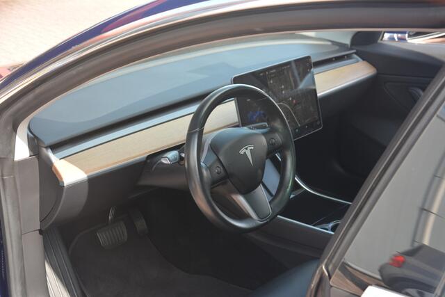 Tesla Model 3 Long Range AWD 75 kWh | Navigatie | Autopilot | Camera | NL auto!! |