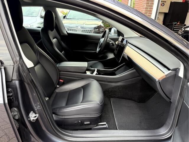 Tesla Model 3 Standard RWD Plus 60 kWh Panoramadak, 19''Lmv, Camera