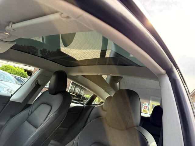 Tesla Model 3 Standard RWD Plus 60 kWh Panoramadak, 19''Lmv, Camera
