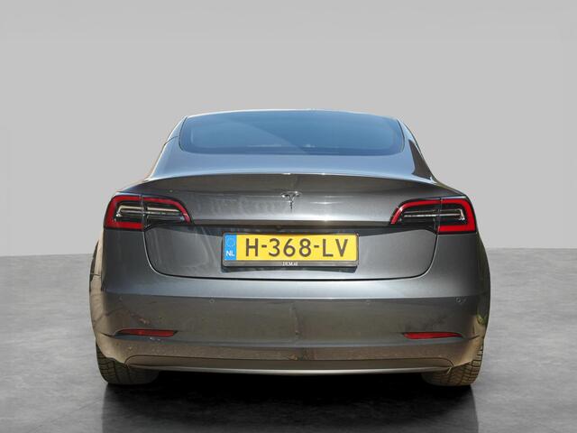 Tesla Model 3 Standard RWD Plus 60 kWh | 19'' Sportvelgen