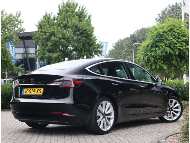 Tesla Model 3 Standard RWD Plus 60 kWh / AutoPilot
