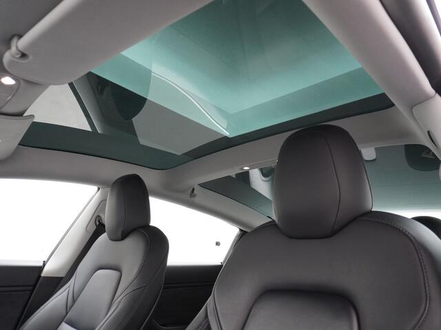 Tesla Model 3 Long Range AWD 75kWh 463PK Lmv FSD-3 Computer Premium Audio AutoPilot Panoramadak Camera's Leer Adaptive-Cruise-Control+Stop&Go Pdc Dual-Ecc Dual-Motor Keyless 4WD Stoel en achterbank verwarming Elektr.Stoelen+Memory+Easy-Entry WiFi 1e Eigenaar Origineel 