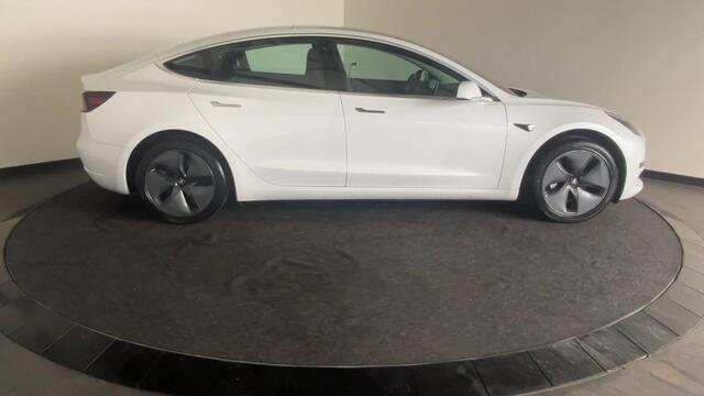 Tesla Model 3 Standard RWD Plus 60 kWh | Rijdt en zit als nieuw! | Soh (batterijcheck) 90 %