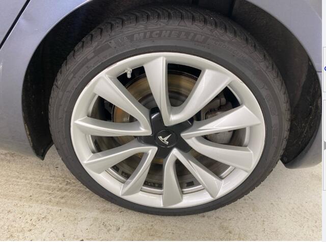 Tesla Model 3 Standard RWD Plus 60 kWh 19'' LM | Cross Clima 4 season banden | Prem Audio