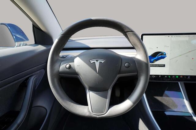Tesla Model 3 Standard RWD Plus 60 kWh