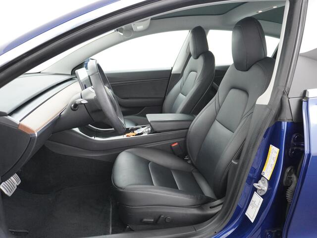 Tesla Model 3 Performance 513pk 3,4 sec 0-100 ! 20"lm FSD-computer 3 AutoPilot Carbon-Spoiler Premium-HiFi Pano.dak Camera Leer Adaptive-Cruise+Stop&Go PDC-A+Voor Wifi Ecc Pdc Cruise Dual Motor! Long Range 75 kWh Stoel en achterbank verwarming Keyless/G Navigatiesystee