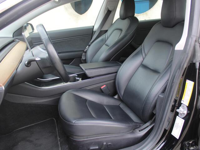 Tesla Model 3 Long Range AWD 75 kWh | SOH 87.7 % | TREKHAAK | 12 MAANDEN BOVAG GARANTIE |