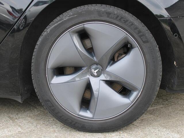 Tesla Model 3 Long Range AWD 75 kWh | SOH 87.7 % | TREKHAAK | 12 MAANDEN BOVAG GARANTIE |