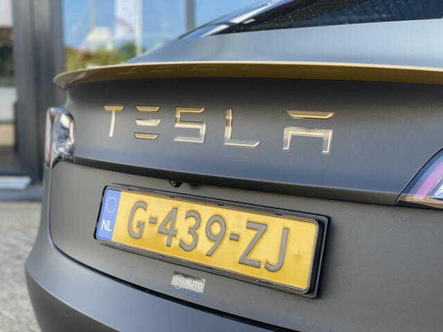 Tesla Model 3 Performance AWD 75 kWh 462PK | BREMBO Performance Remmen | KW Schroefset | Dealer Onderhouden | Zwarte Wrap | Concaver Wielen | Autopilot | Volledig Zwart Premium Leder | Performance Pedalen |